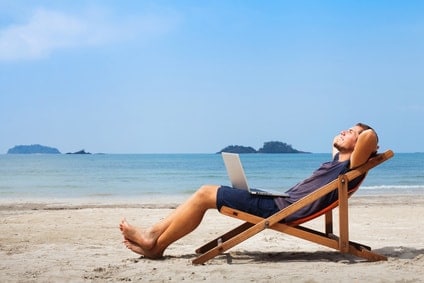 make-money-online-on-vacation